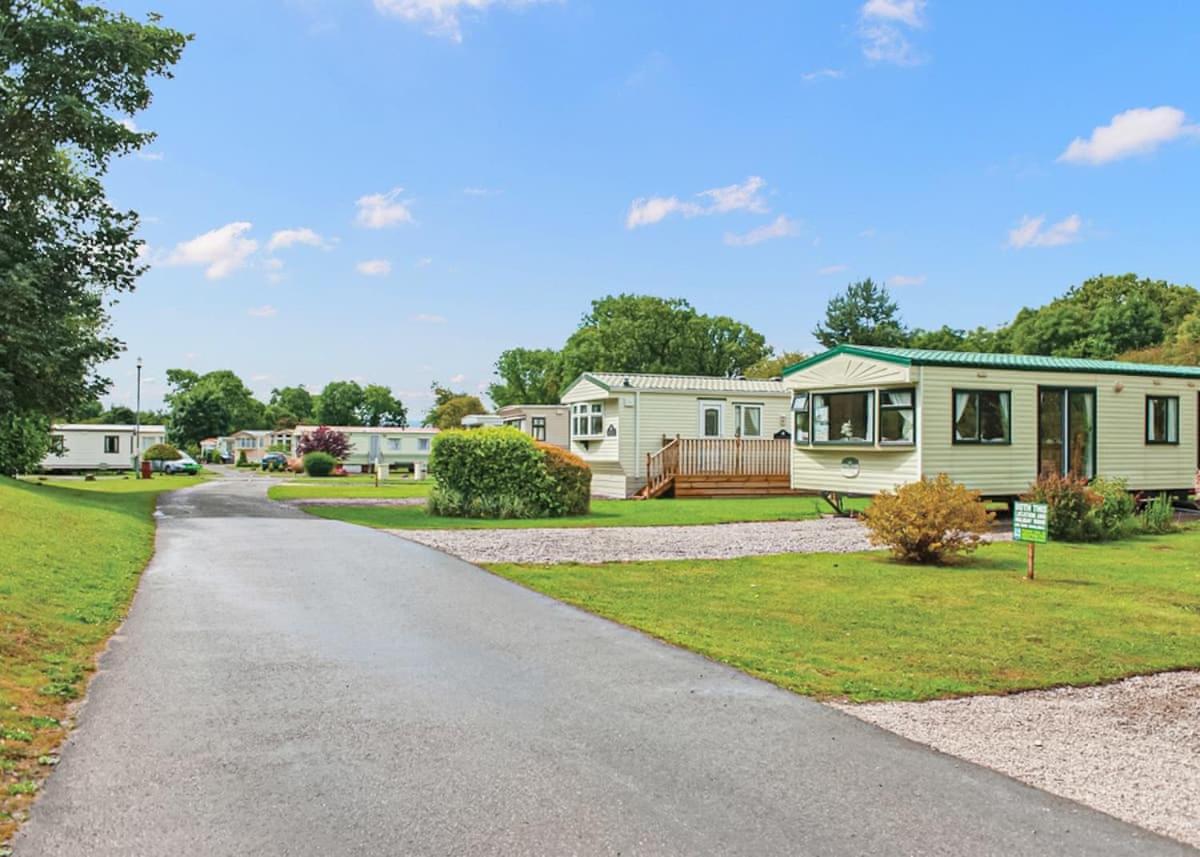 Parc Farm Holiday Park Mold Luaran gambar